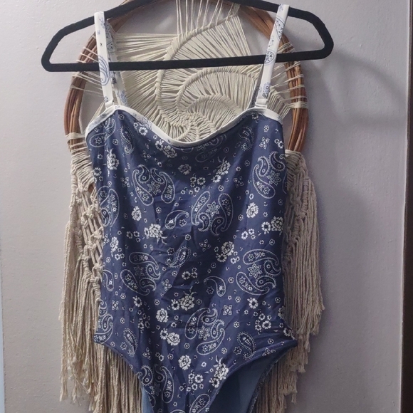 aerie Other - Aerie Navy Floral/Paisley One-Piece Swimsuit Sz L
